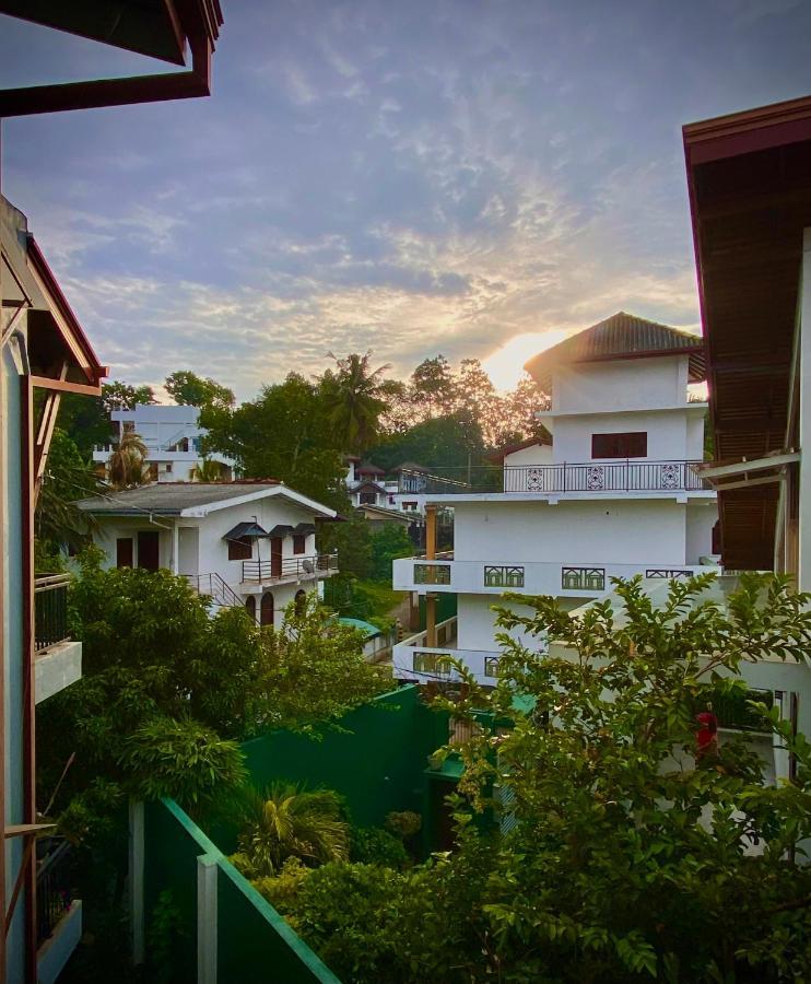 Nirosha Guest House Galle Dış mekan fotoğraf